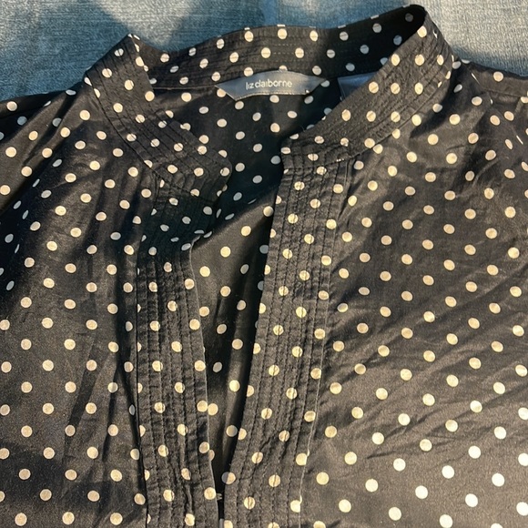 Liz Claiborne tunic LG, polkadot with trim at bottom hem (23-127) - Picture 7 of 11
